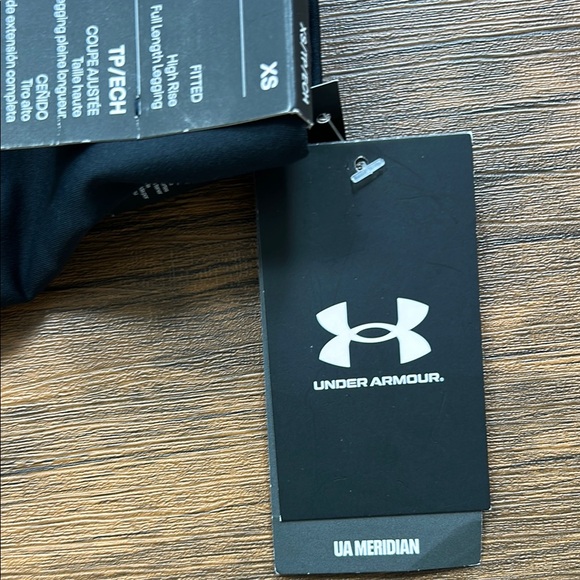 Under Armour Black Leggings - Picture 3 of 7